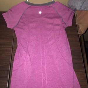 LULULEMON swiftly tech crew !!!